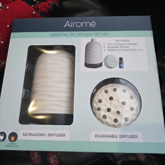 Airome Pepermint Essential Oil Diffuser Wall Plug Gift Set Ultrasonic LED Lights - Picture 2 of 6